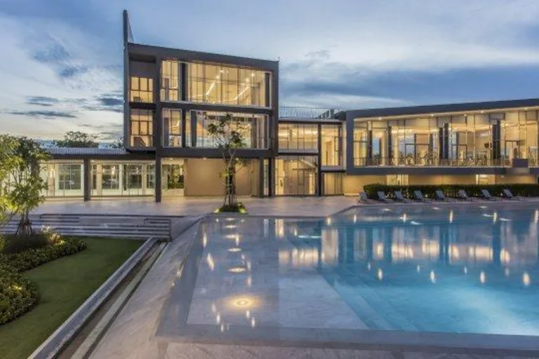 Do More Amenities Mean More Value?